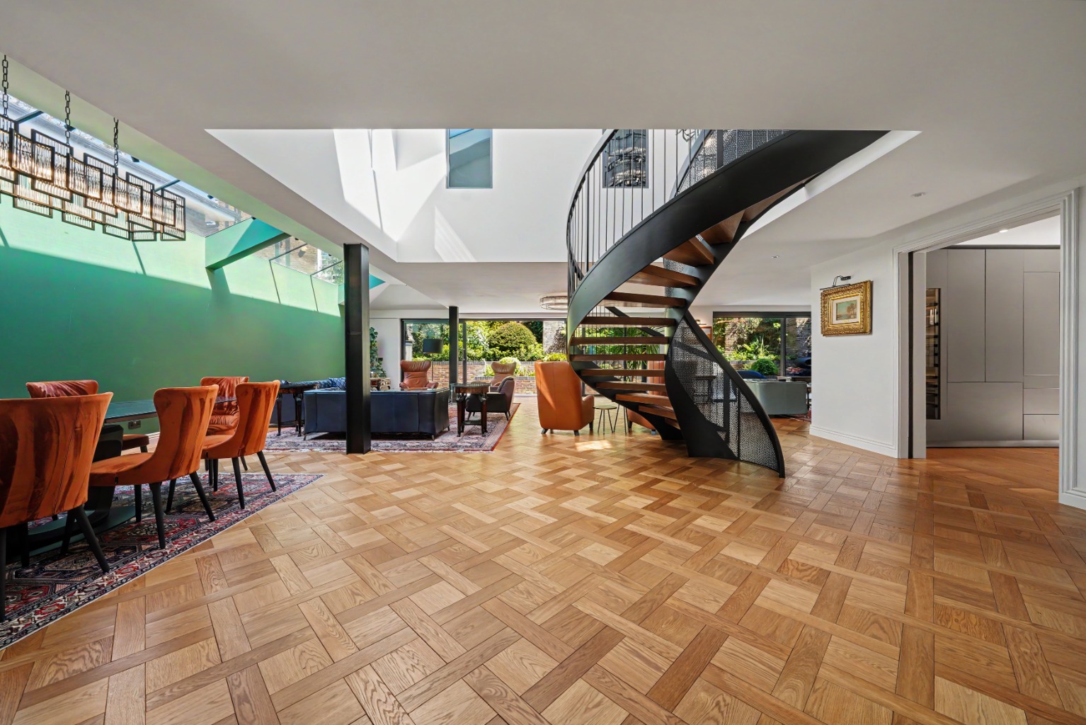 Hillside Close, St Johns Wood, London NW8